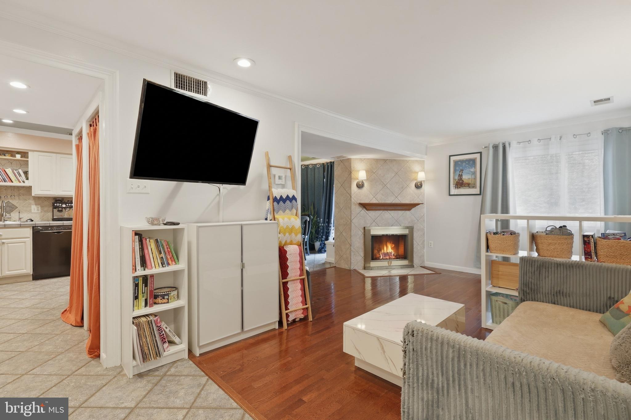 BURKE CENTRE - Residential