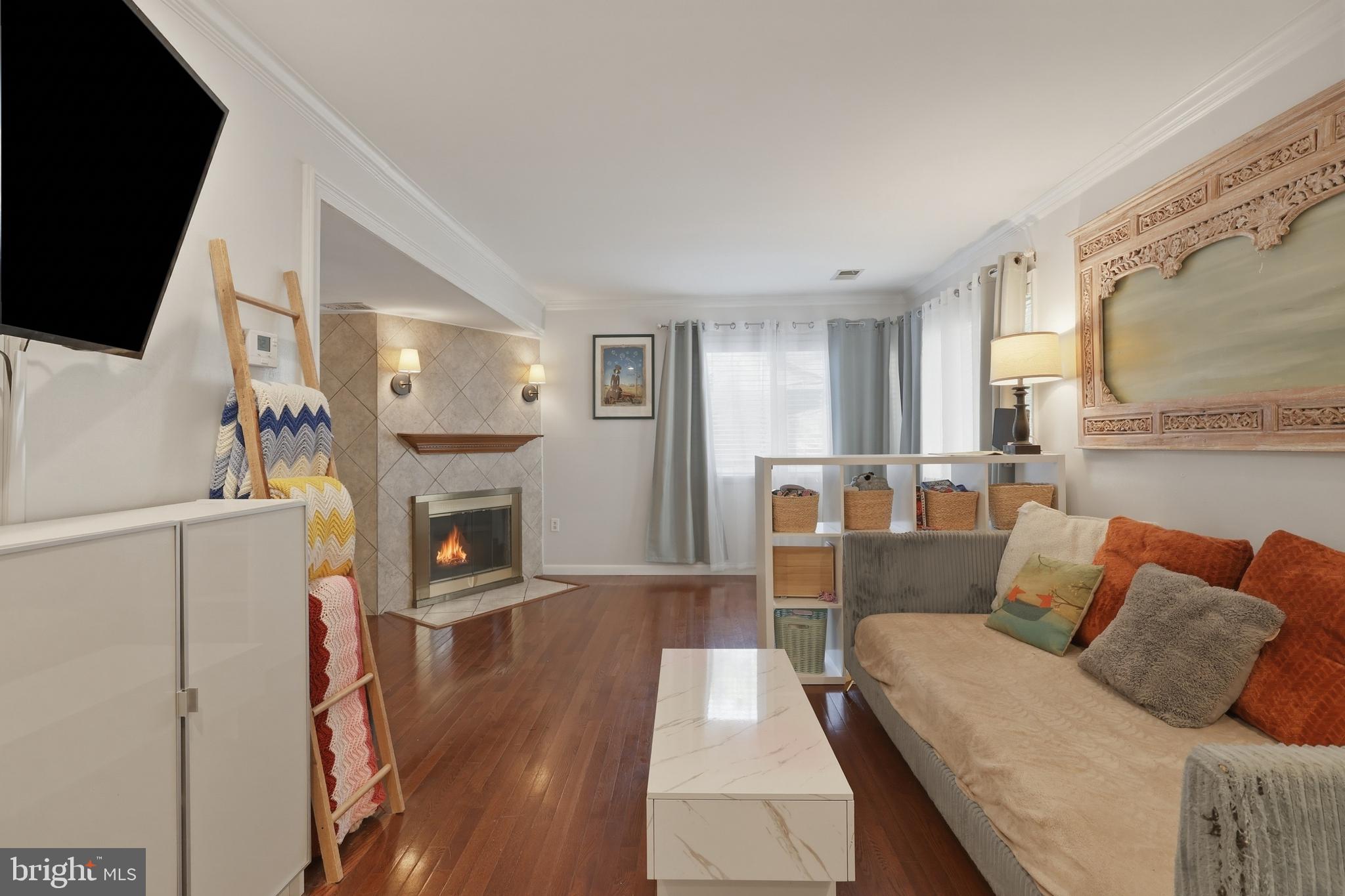 BURKE CENTRE - Residential