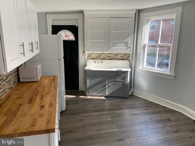 DOWNTOWN LANCASTER - Residential Income