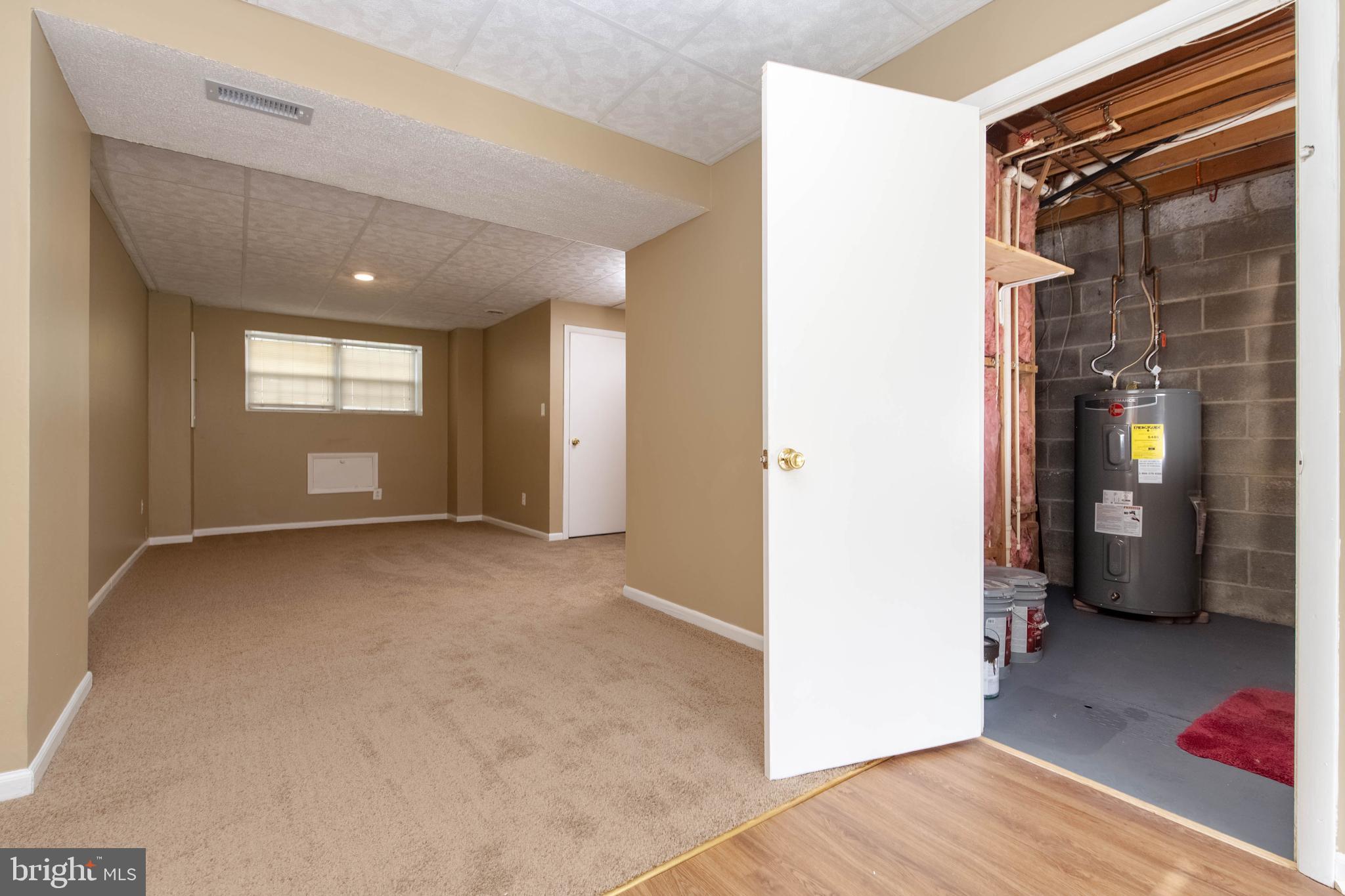 CARROLL CREST - Residential