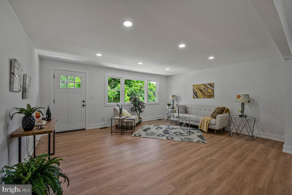 RIDGEWAY ESTATES - Residential