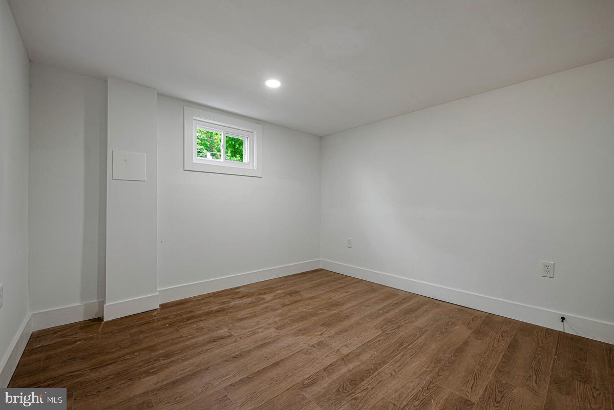 RIDGEWAY ESTATES - Residential