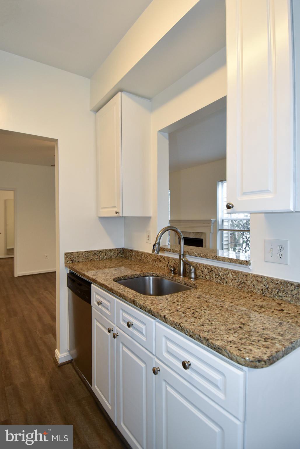 FOUNDERS WALK - Residential Lease