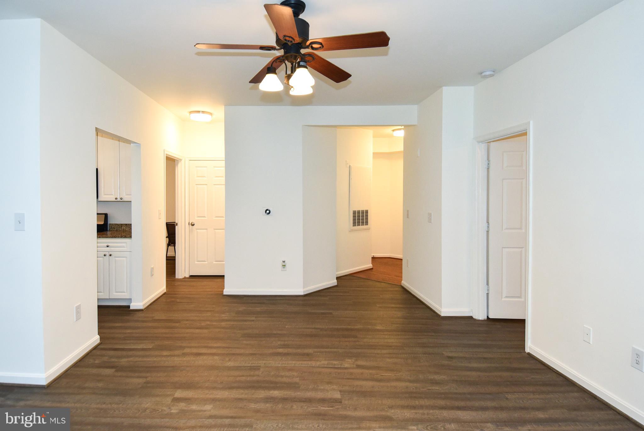 FOUNDERS WALK - Residential Lease