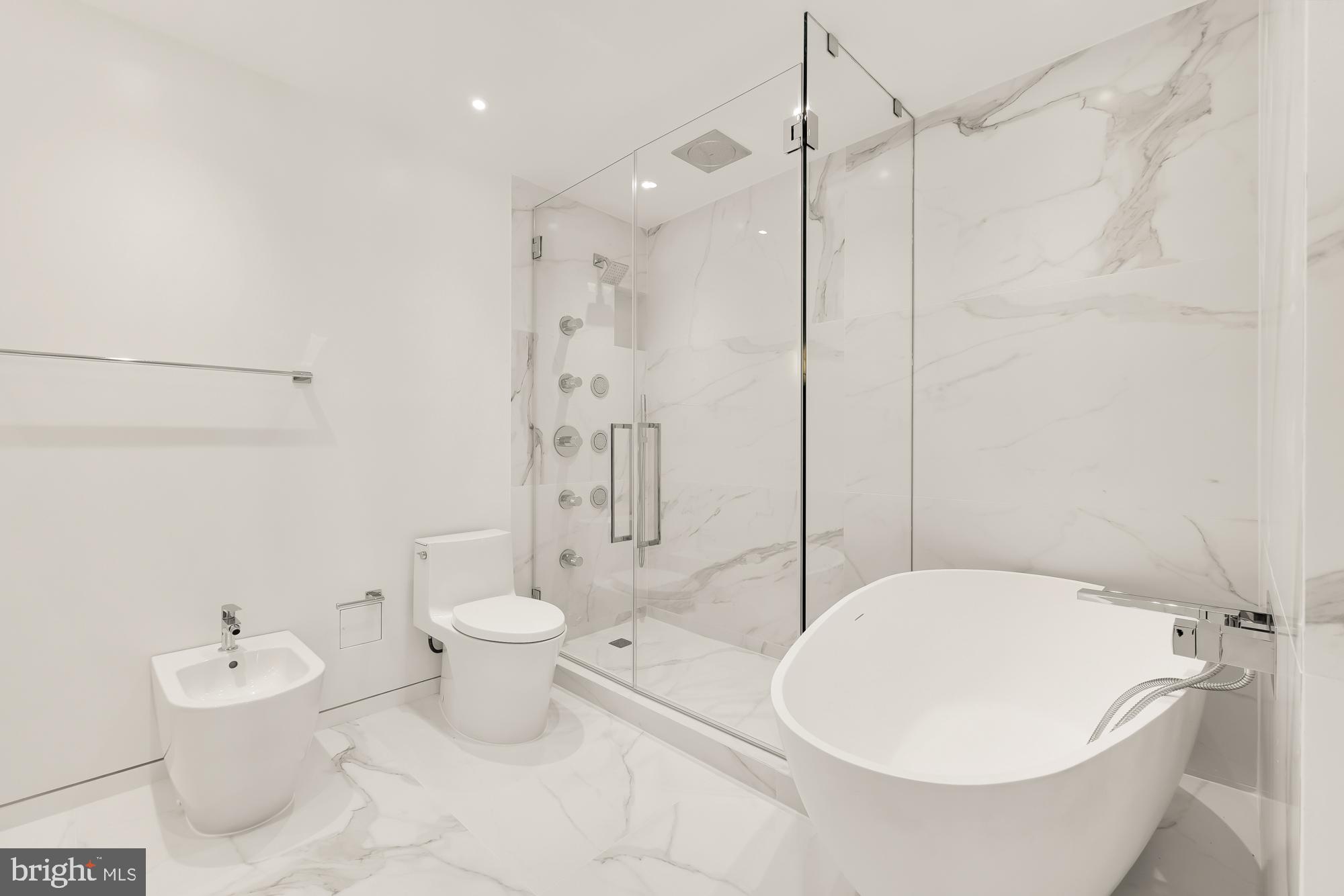 FOGGY BOTTOM - Residential