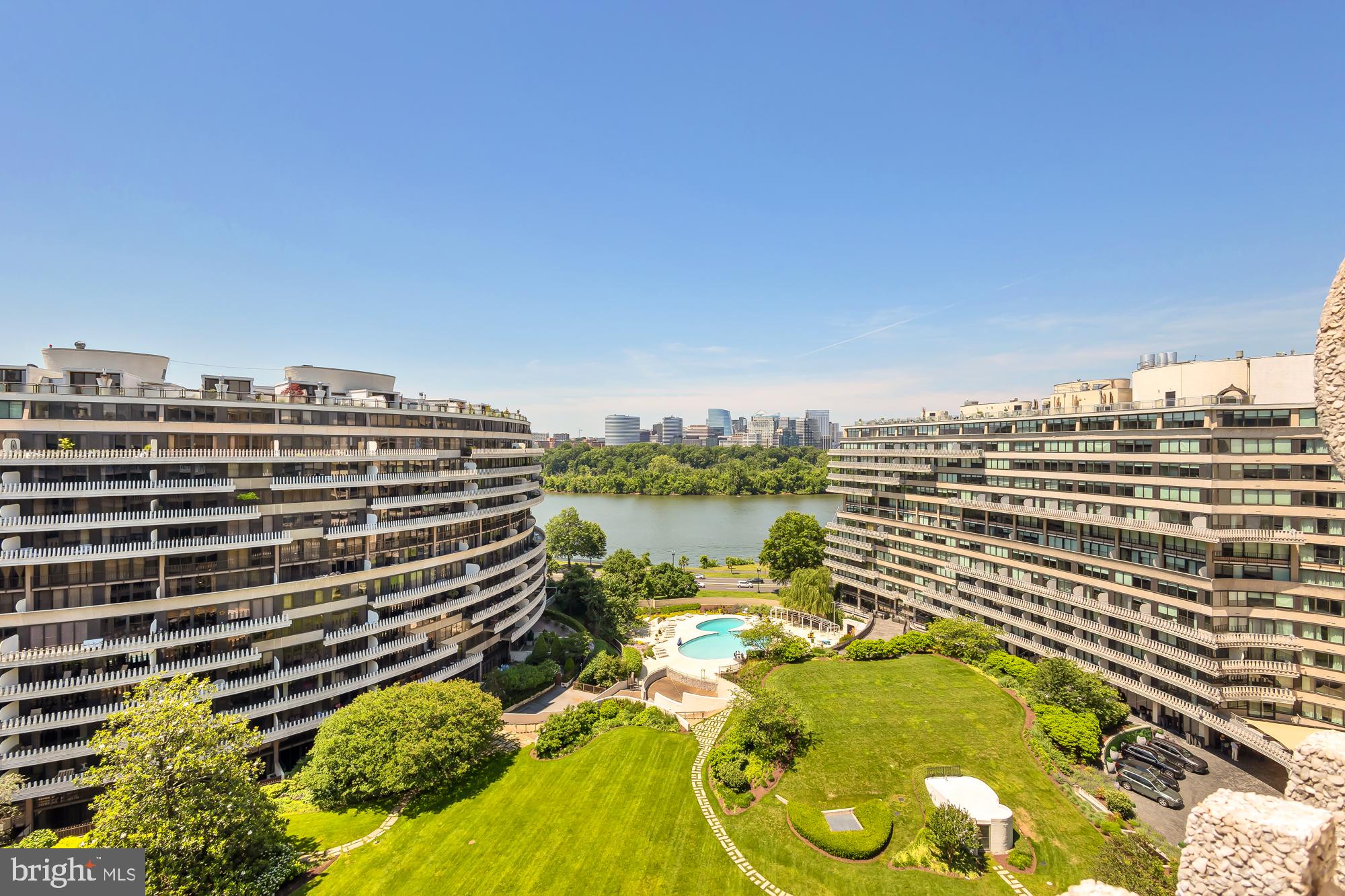 FOGGY BOTTOM - Residential