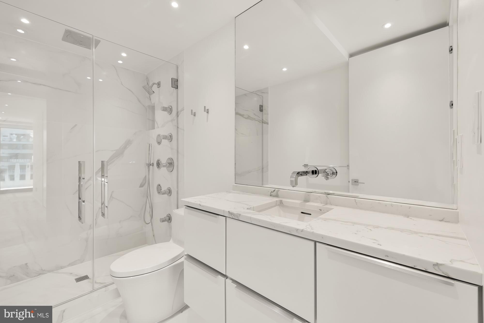 FOGGY BOTTOM - Residential