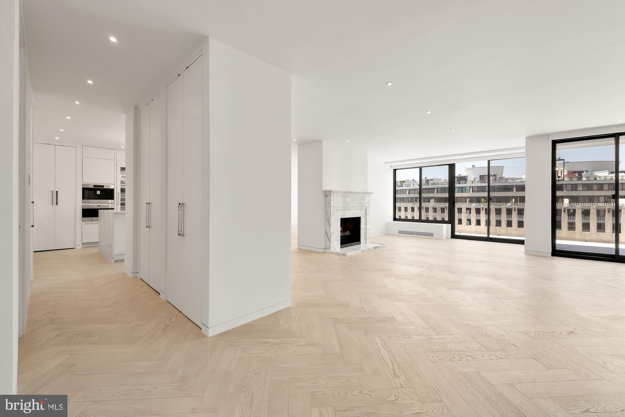 FOGGY BOTTOM - Residential