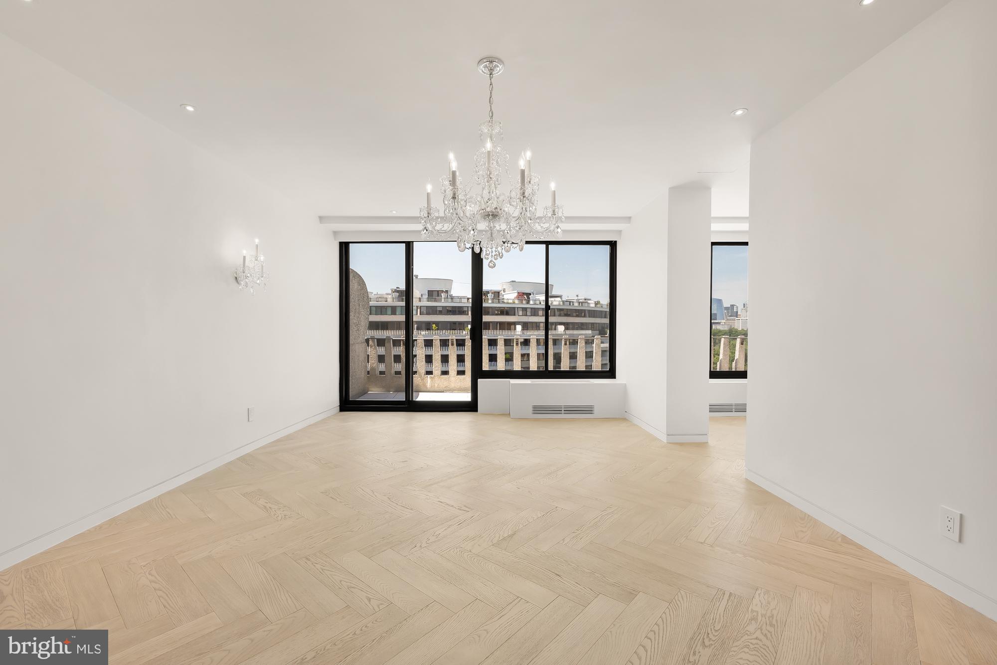 FOGGY BOTTOM - Residential