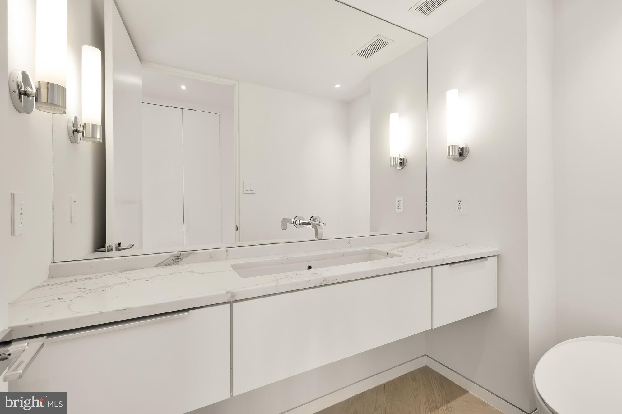 FOGGY BOTTOM - Residential