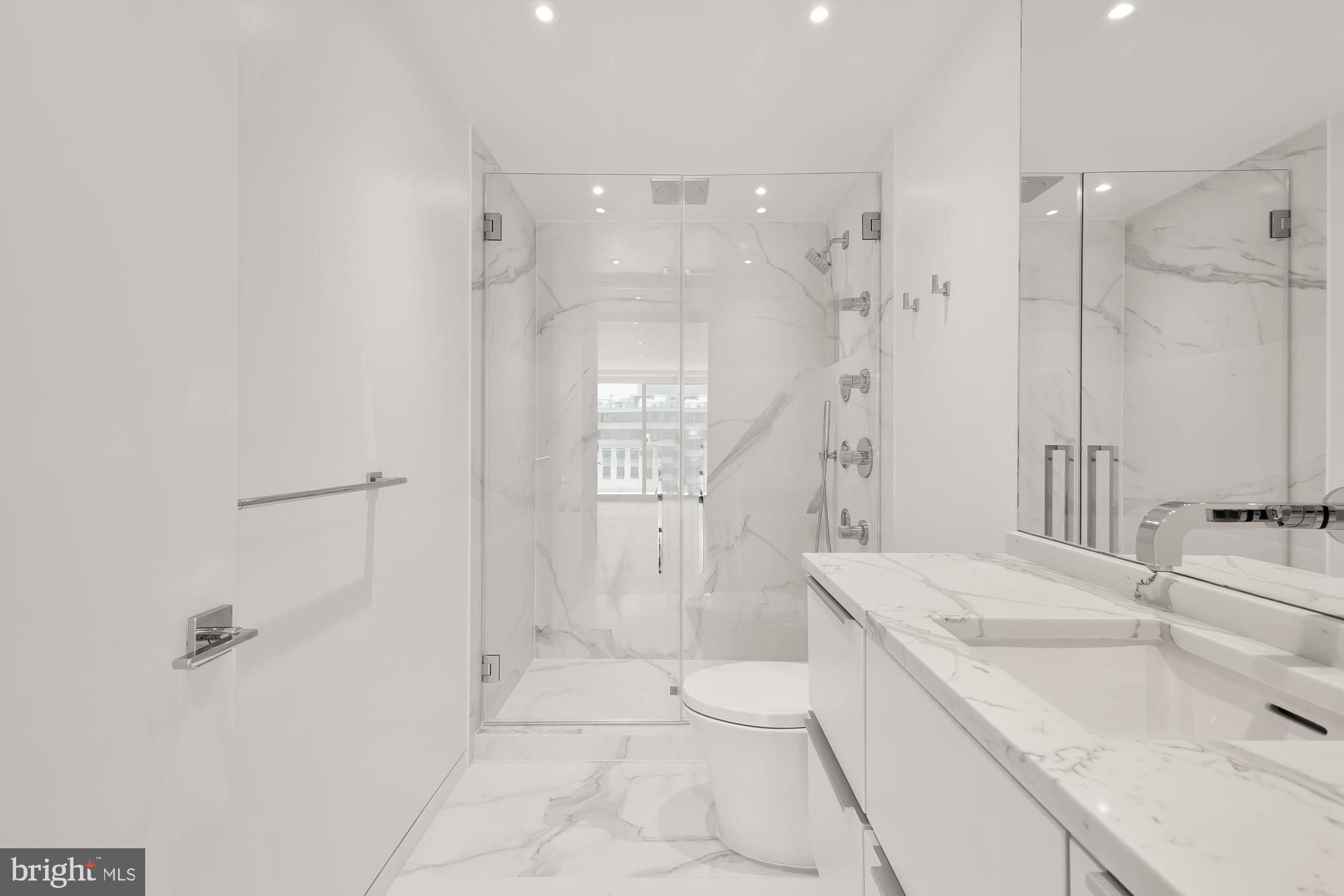 FOGGY BOTTOM - Residential
