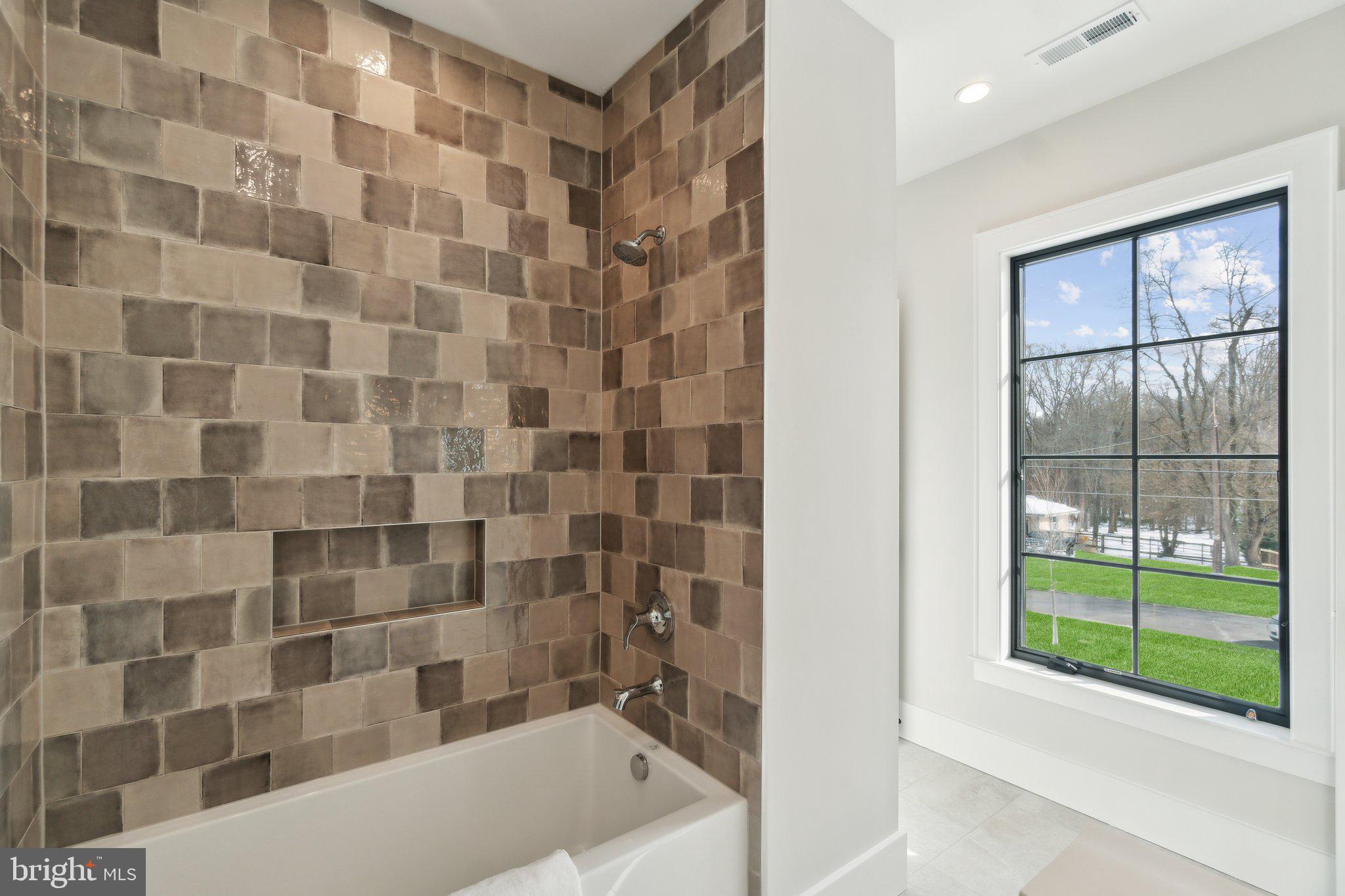 POTOMAC RANCH - Residential