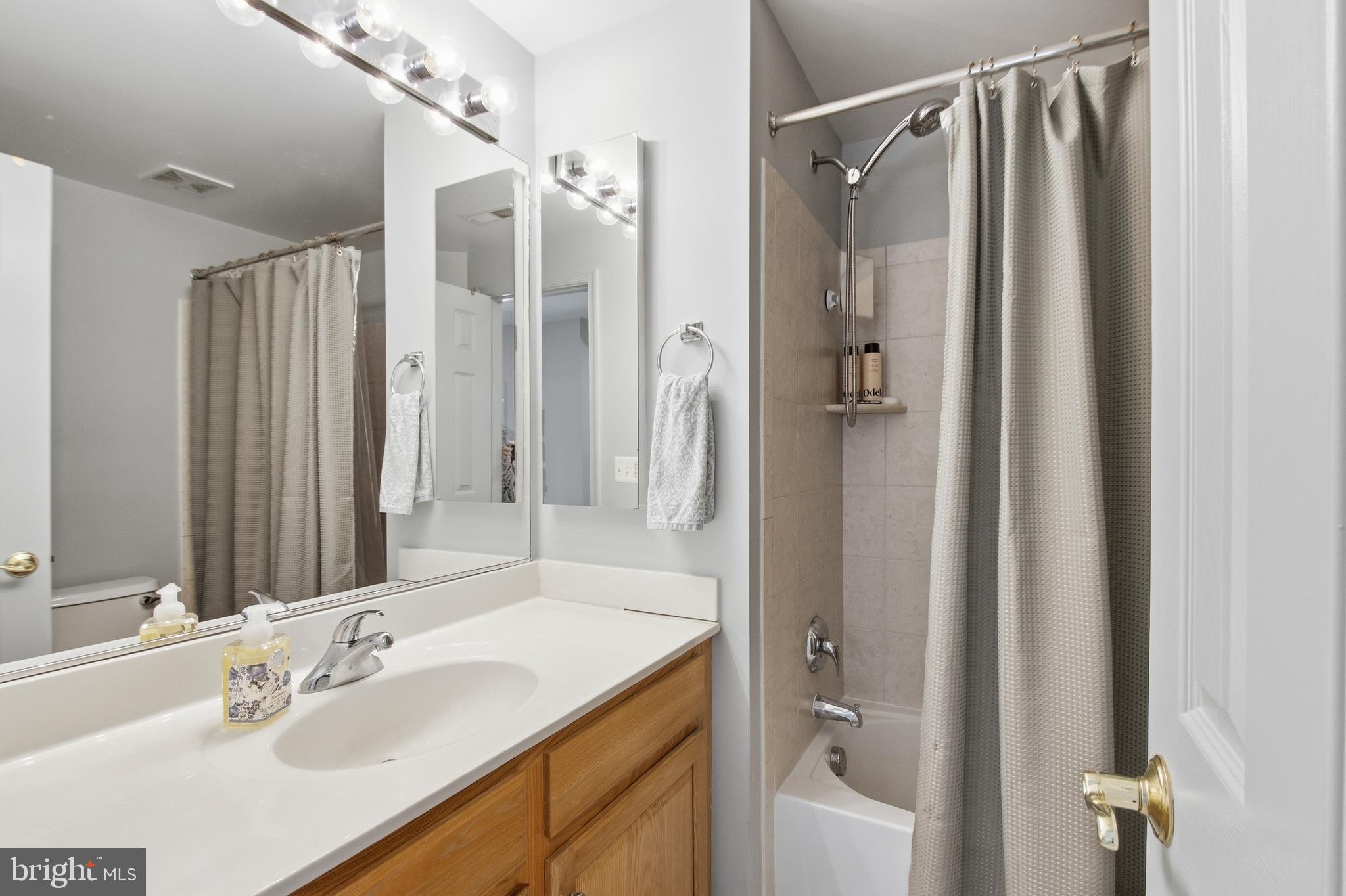 MONCURE WOODS - Residential