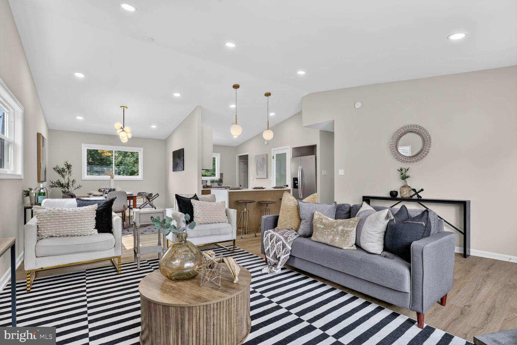 COURTHAVEN - Residential
