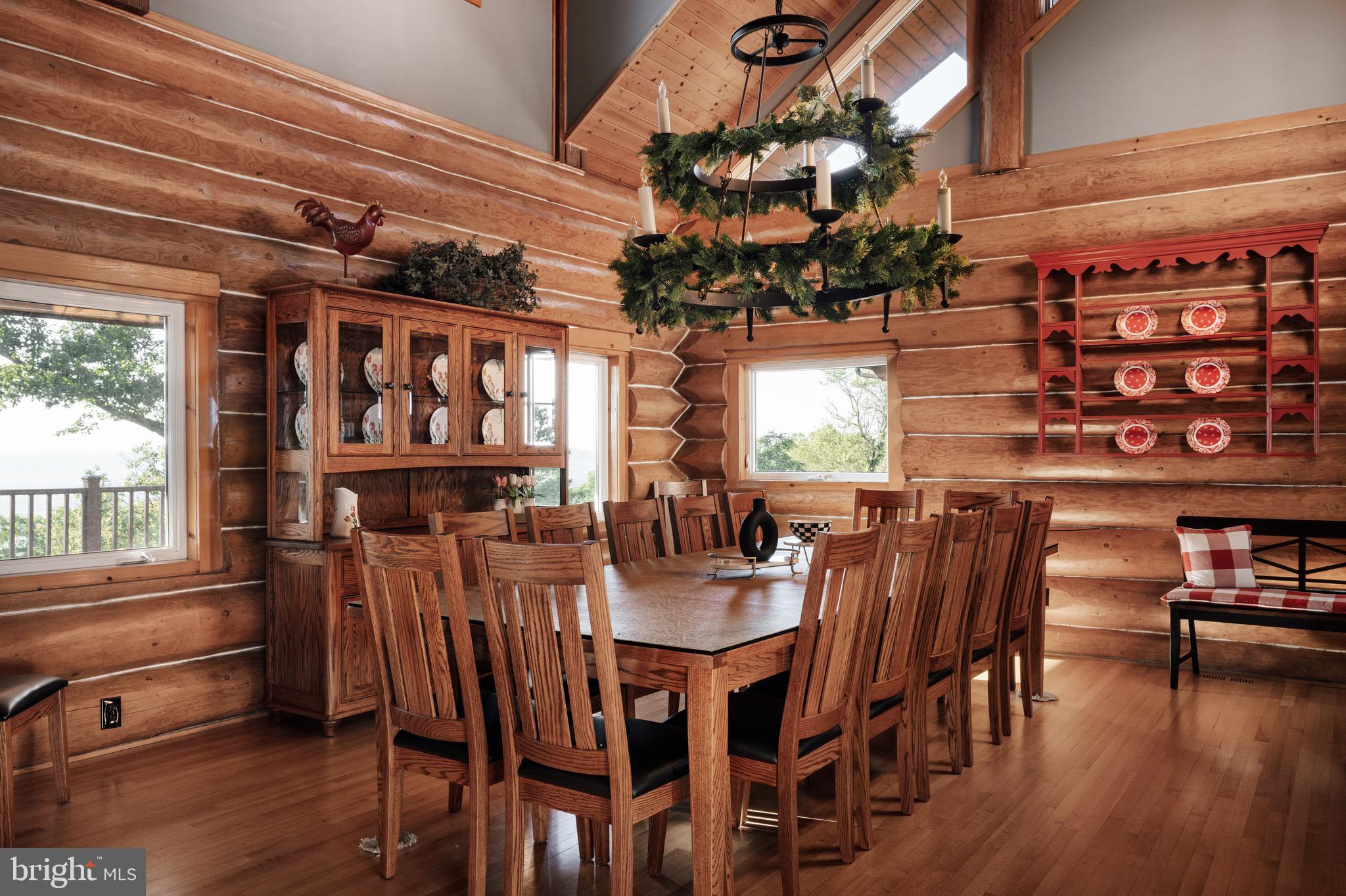 ROUND TOP ESTATES - Residential