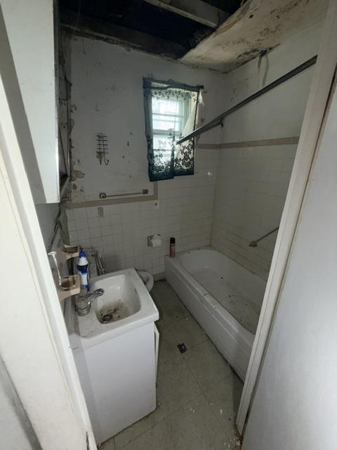 STRAWBERRY MANSION - Residential