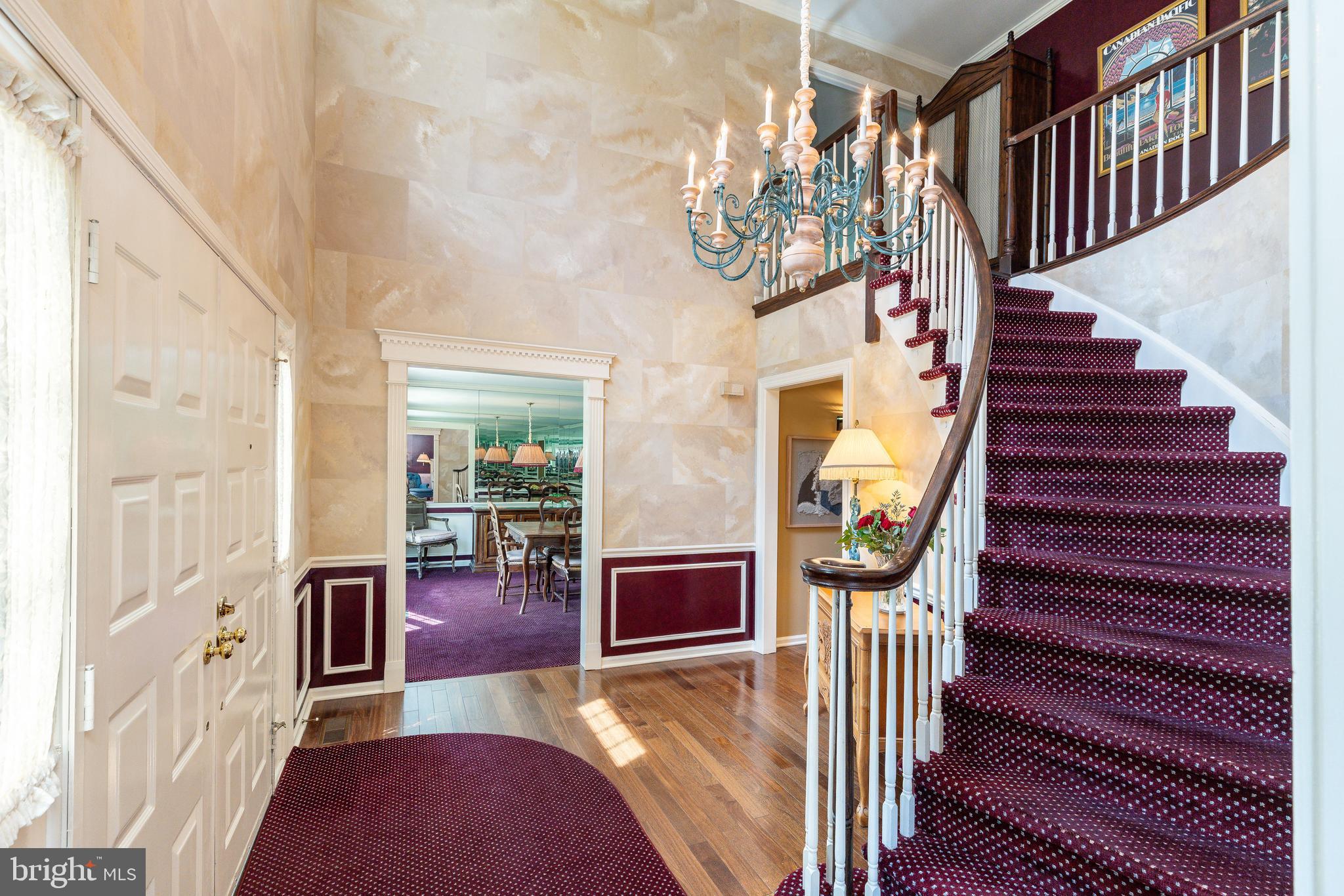 GWYNEDD KNOLL - Residential