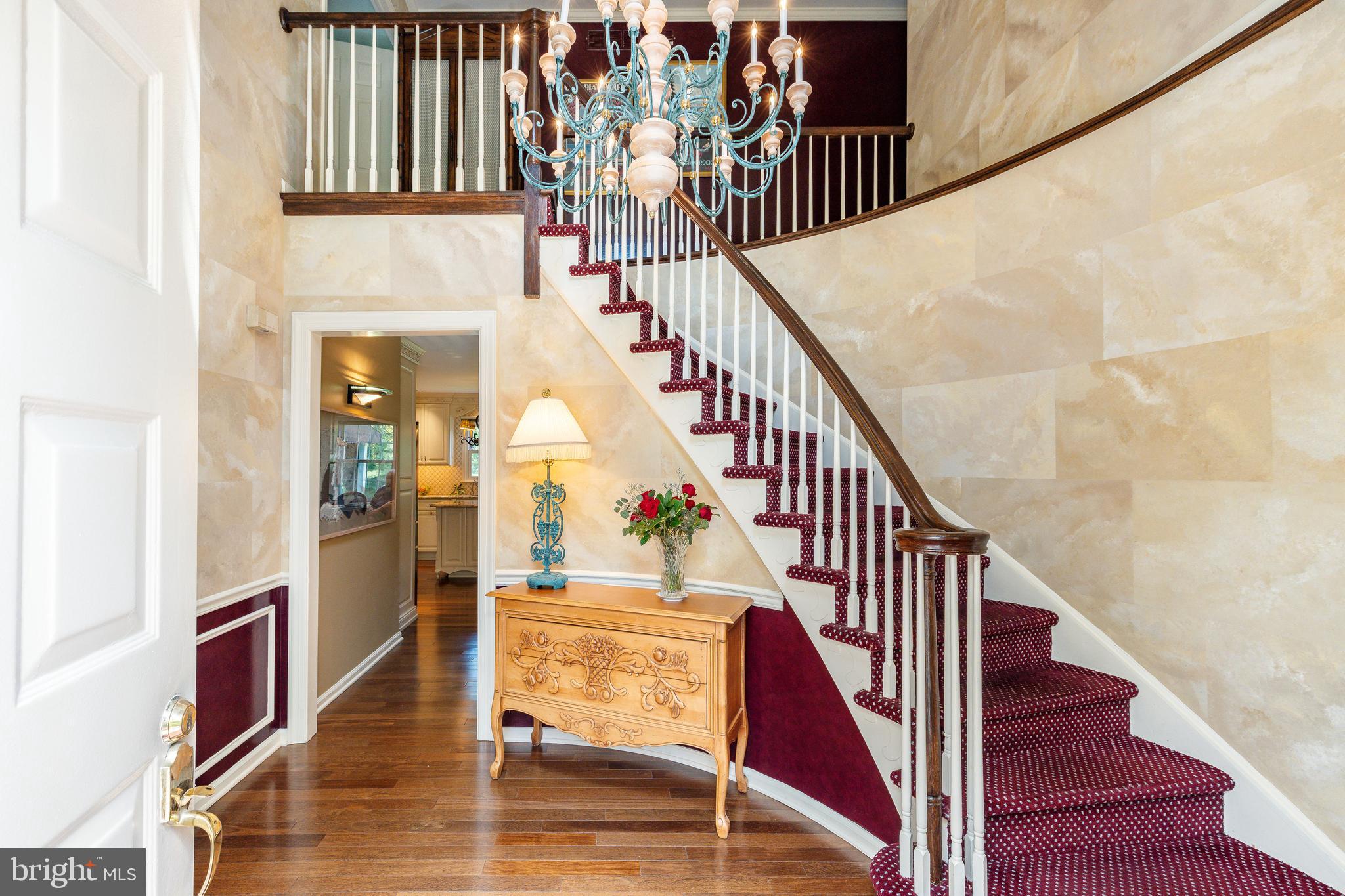 GWYNEDD KNOLL - Residential
