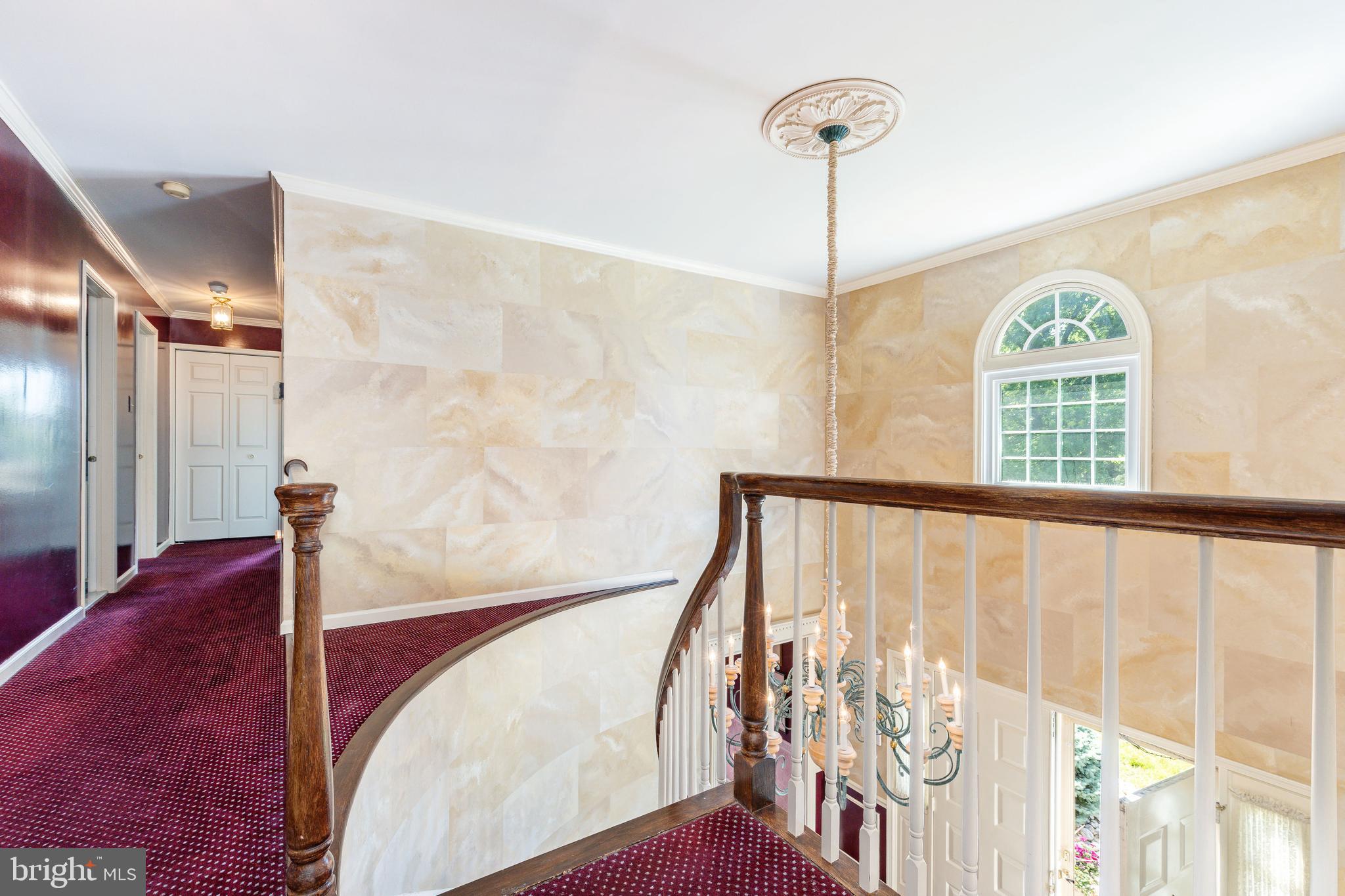 GWYNEDD KNOLL - Residential