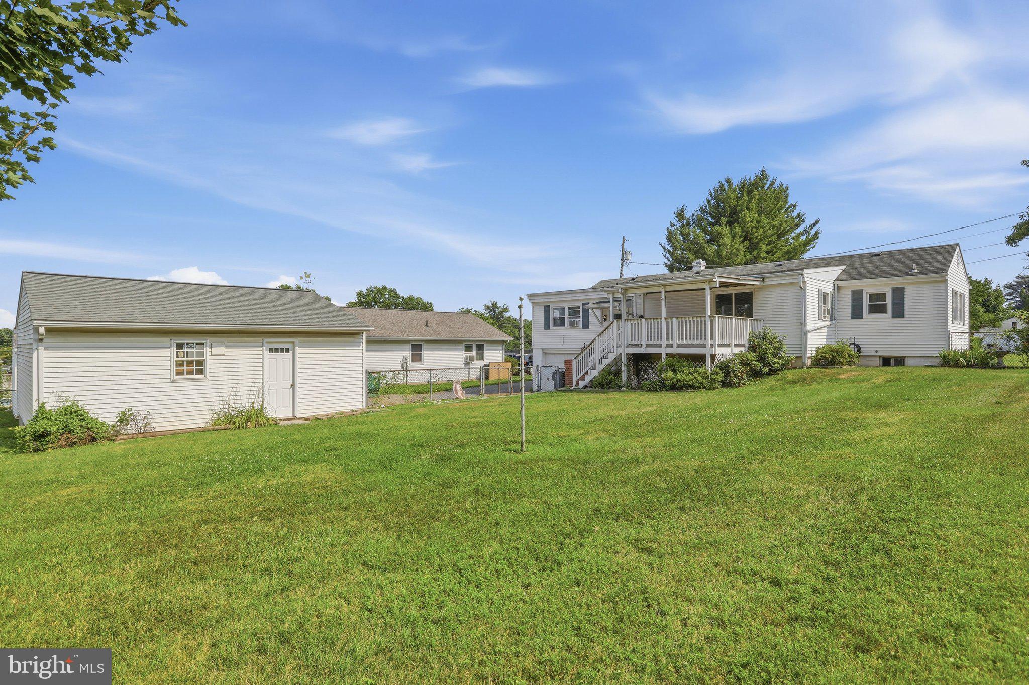 LINDEN HILLS - Residential