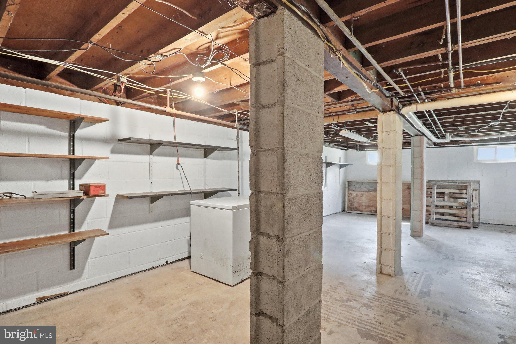LINDEN HILLS - Residential