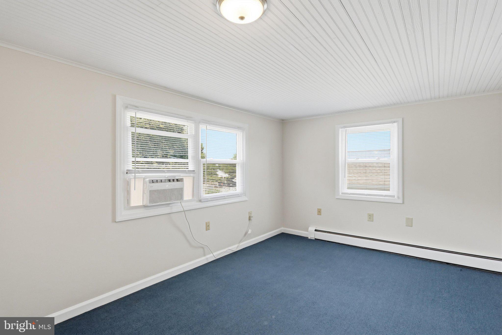 LINDEN HILLS - Residential