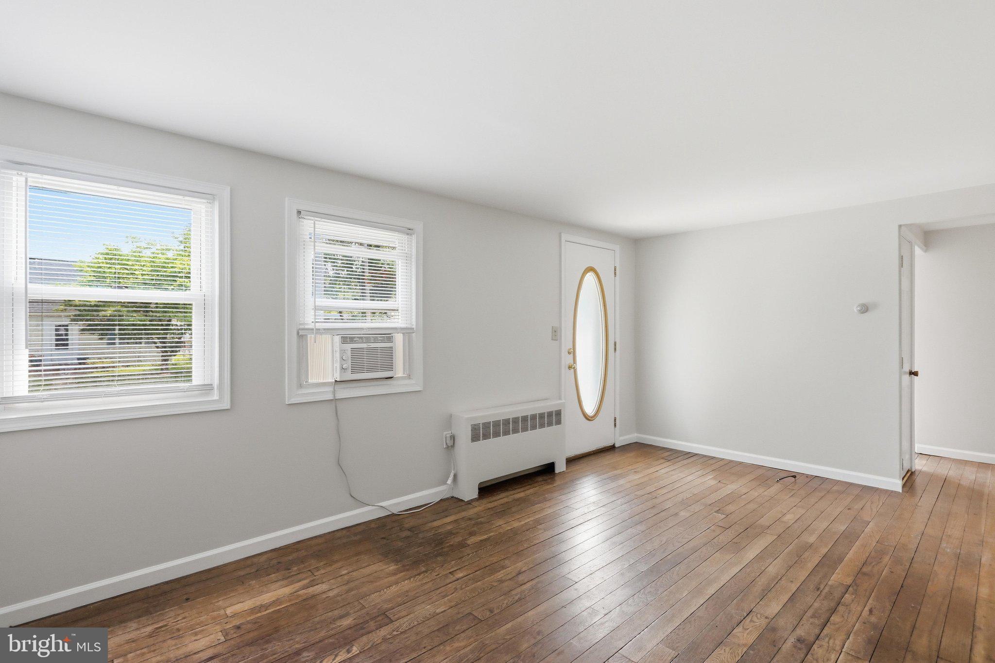 LINDEN HILLS - Residential