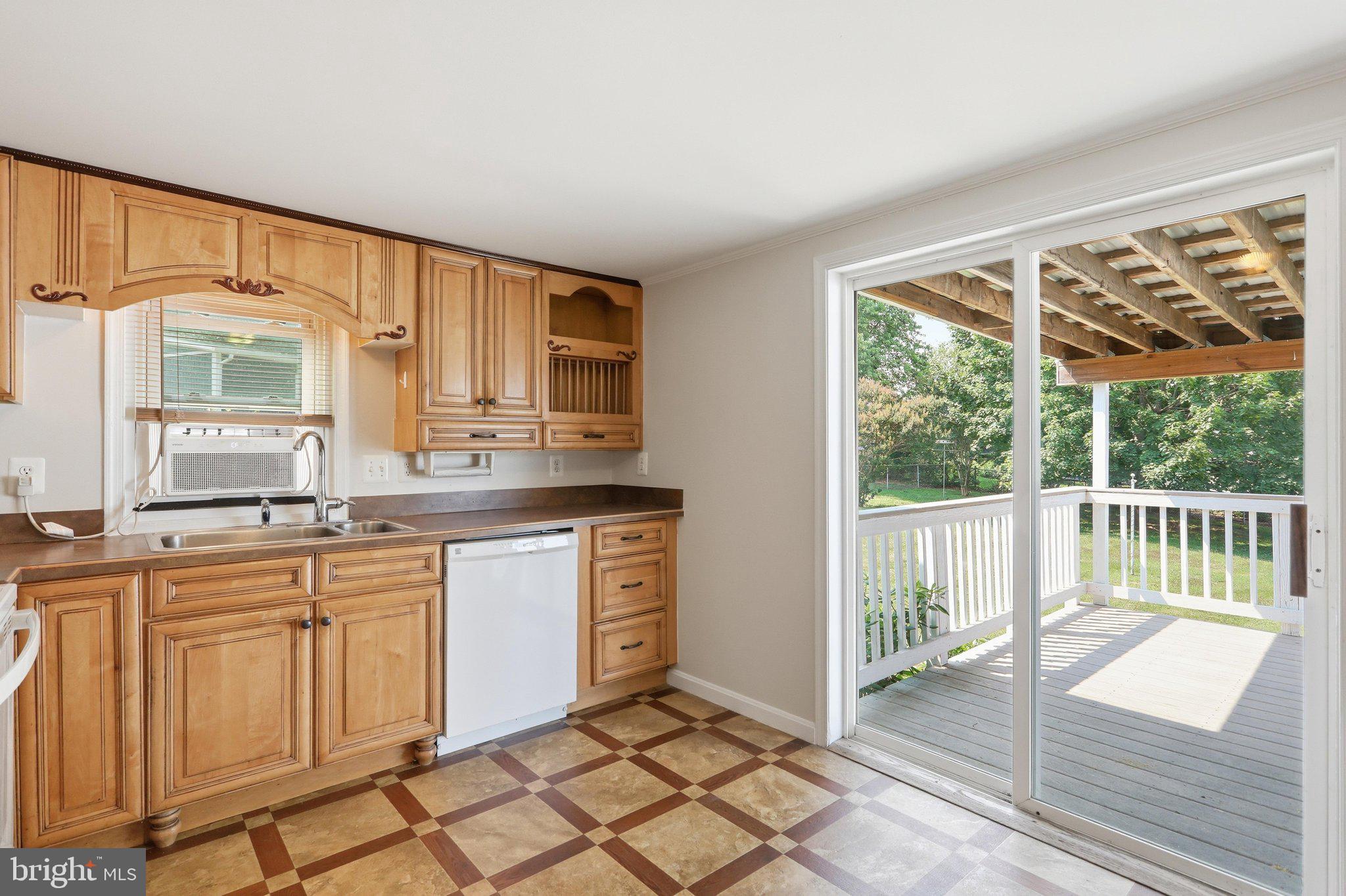 LINDEN HILLS - Residential