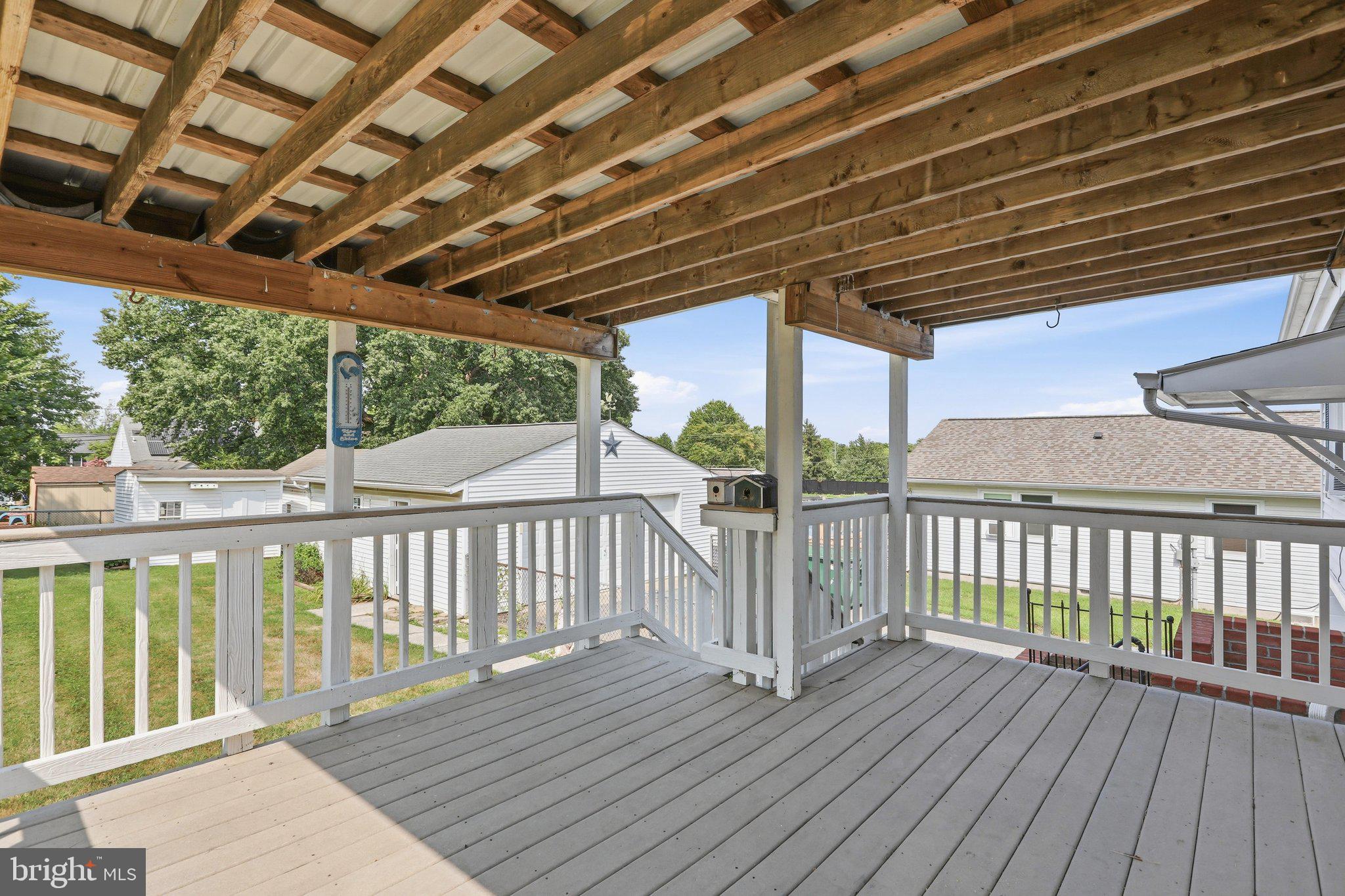 LINDEN HILLS - Residential