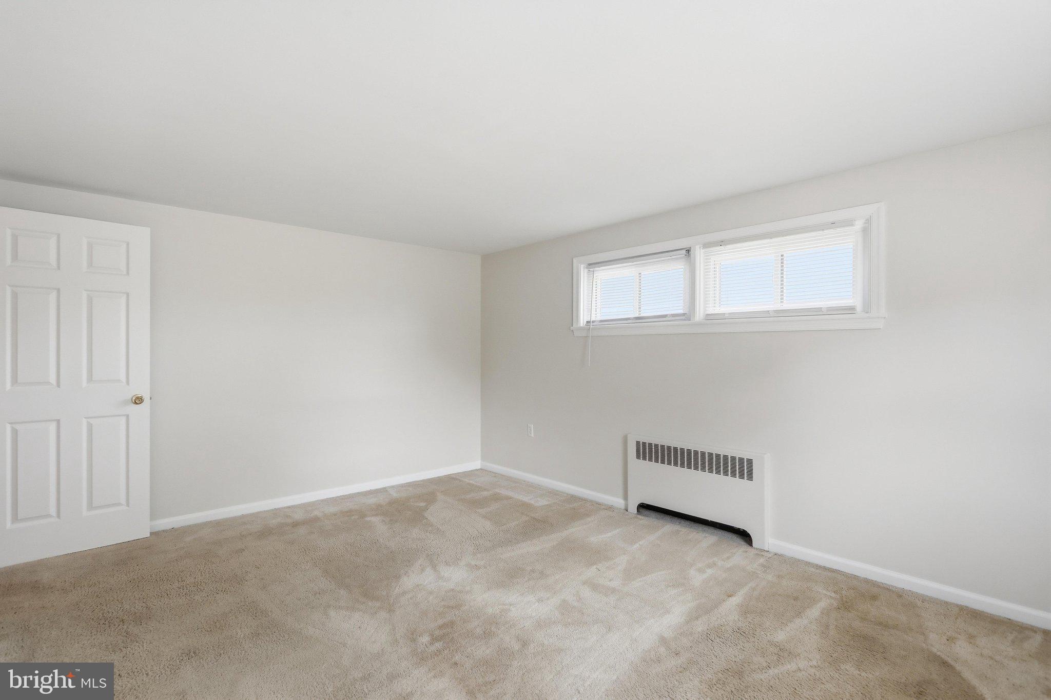 LINDEN HILLS - Residential