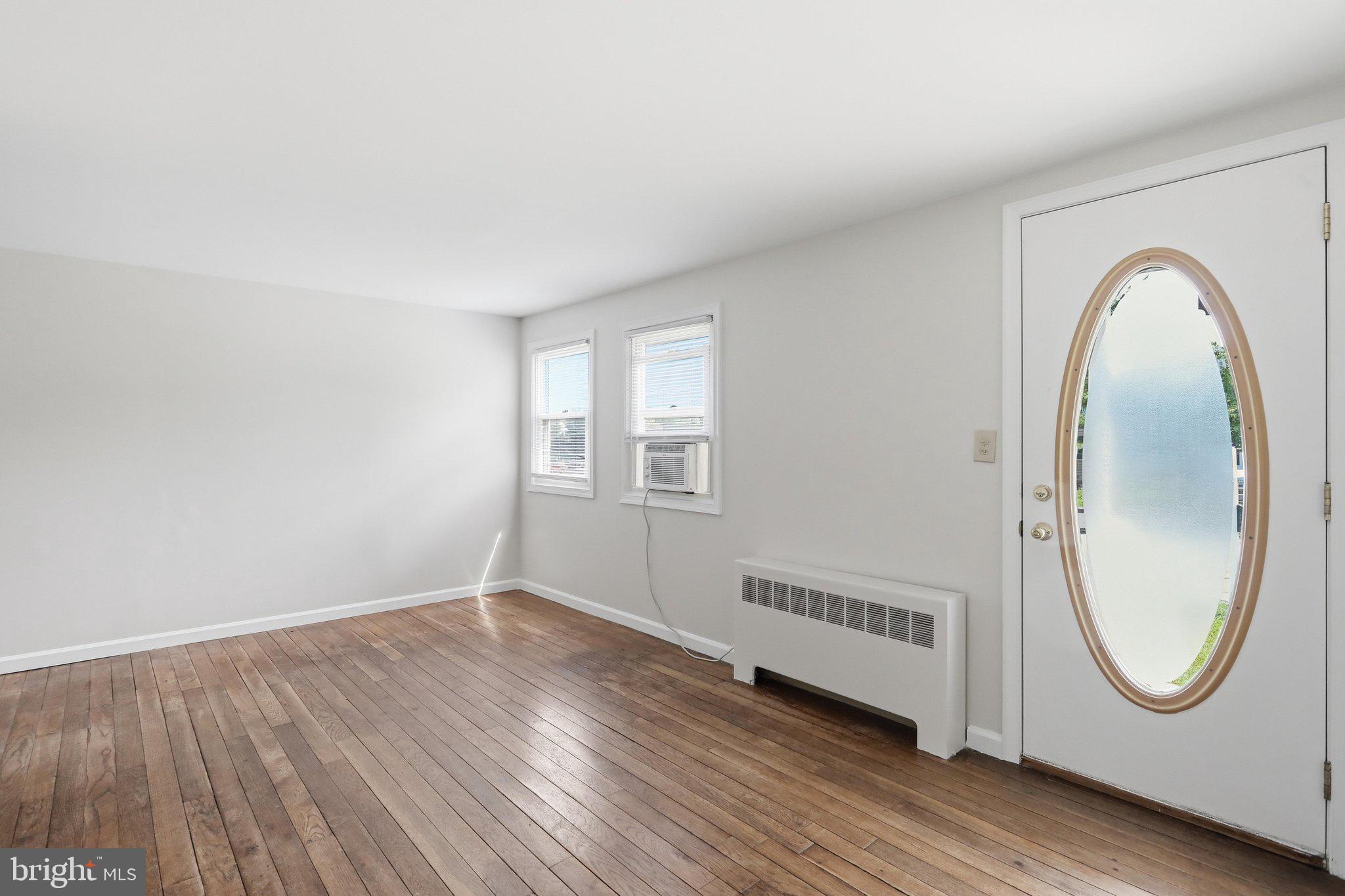 LINDEN HILLS - Residential