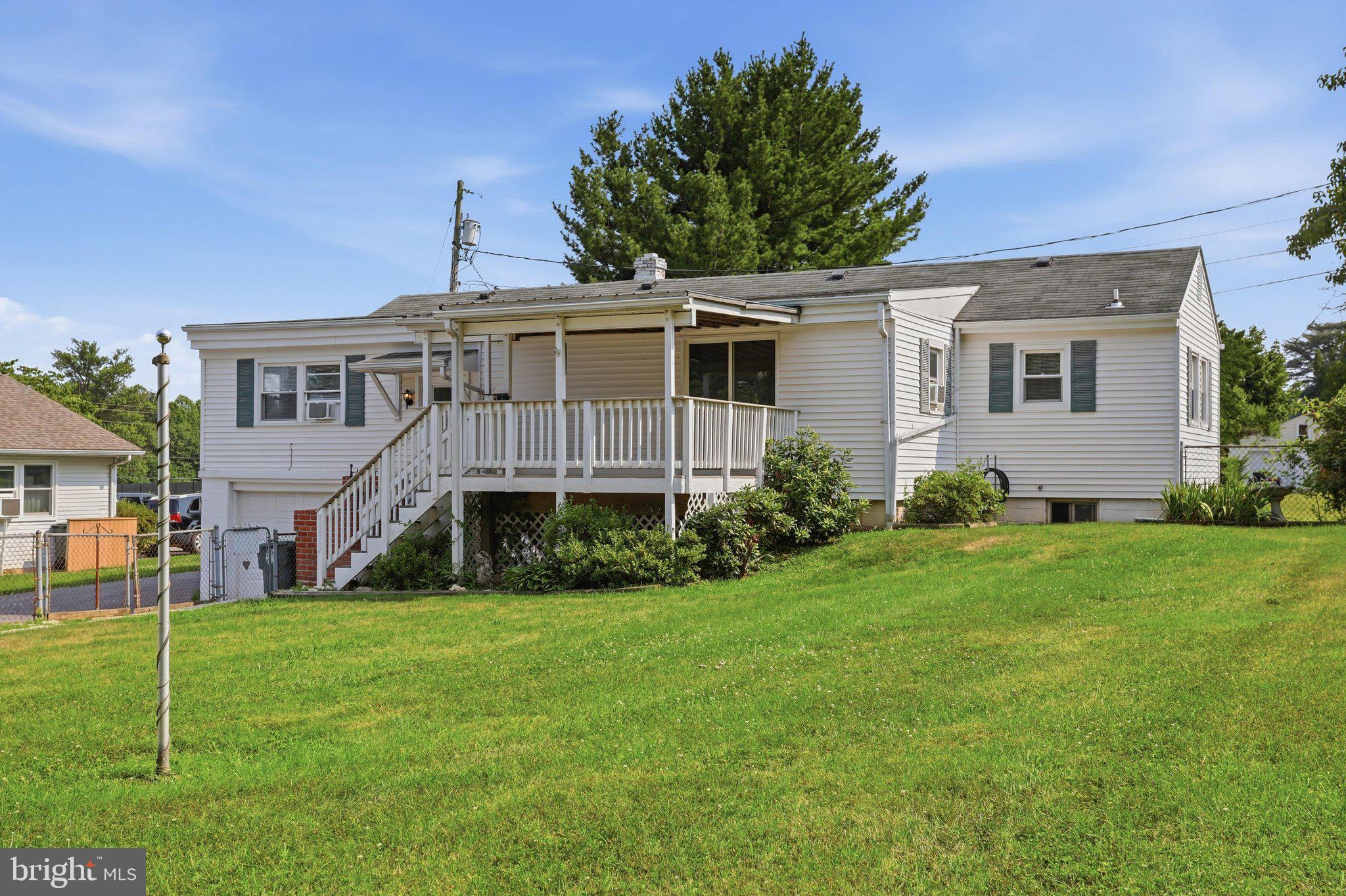 LINDEN HILLS - Residential