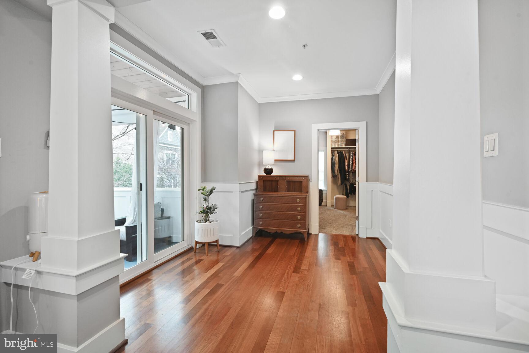 FOREST GLEN PARK - Residential