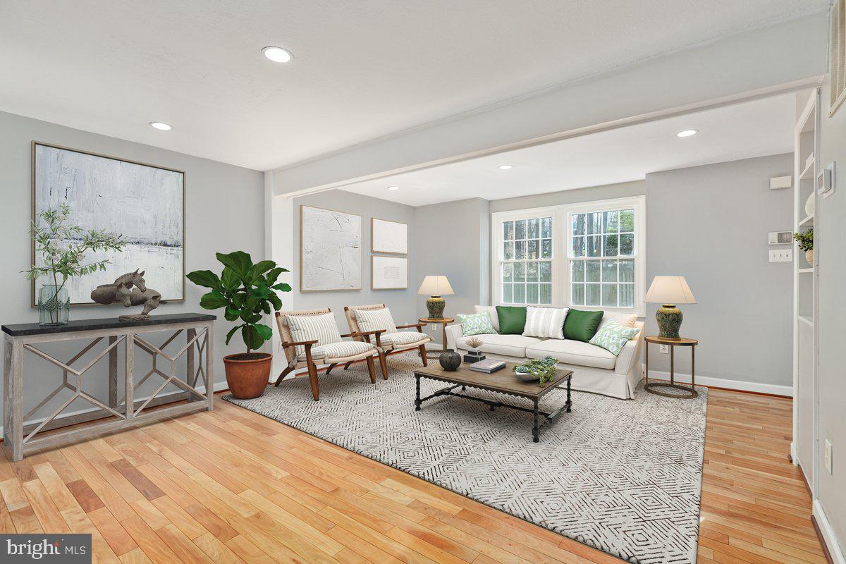 RESTON - Residential