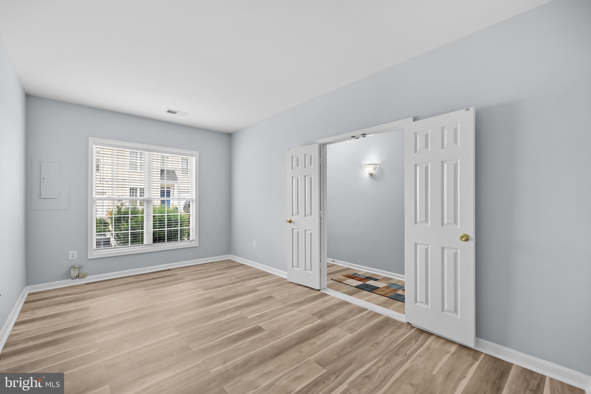 MCNAIR FARMS LANDBAY 6 - Residential