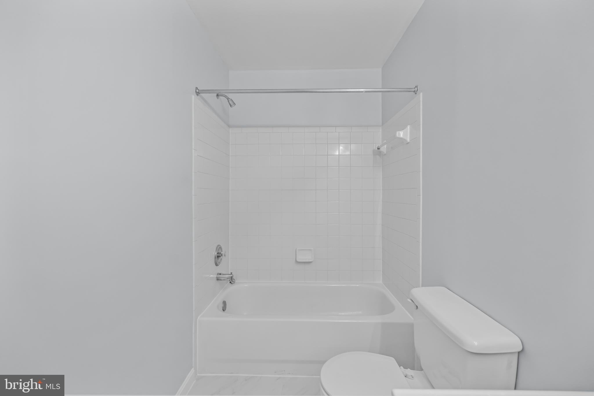 MCNAIR FARMS LANDBAY 6 - Residential