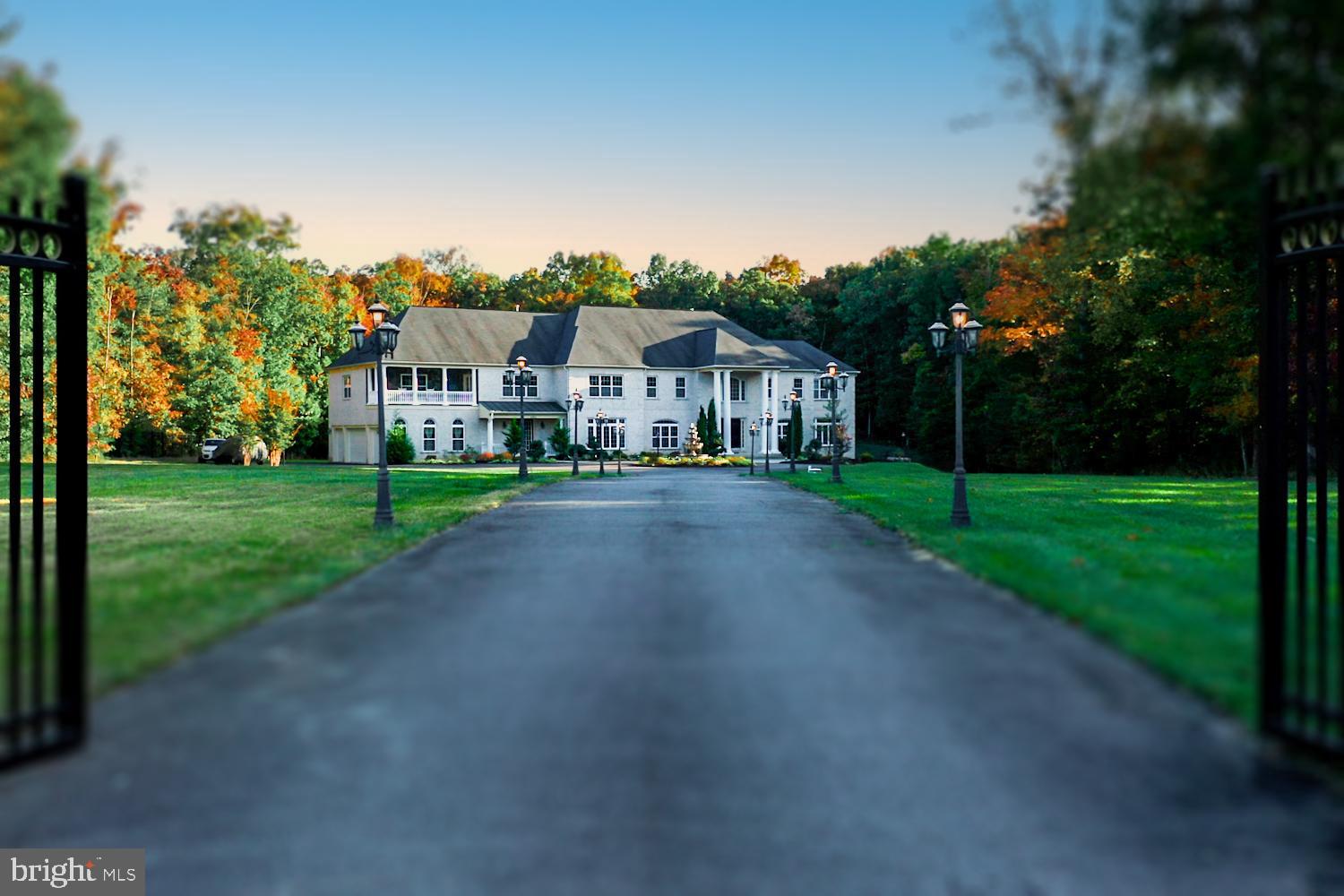 LINCOLN PARK - Residential