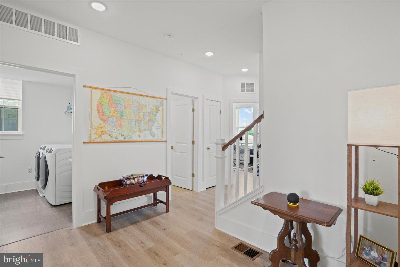 LOCKE LANDING - Residential