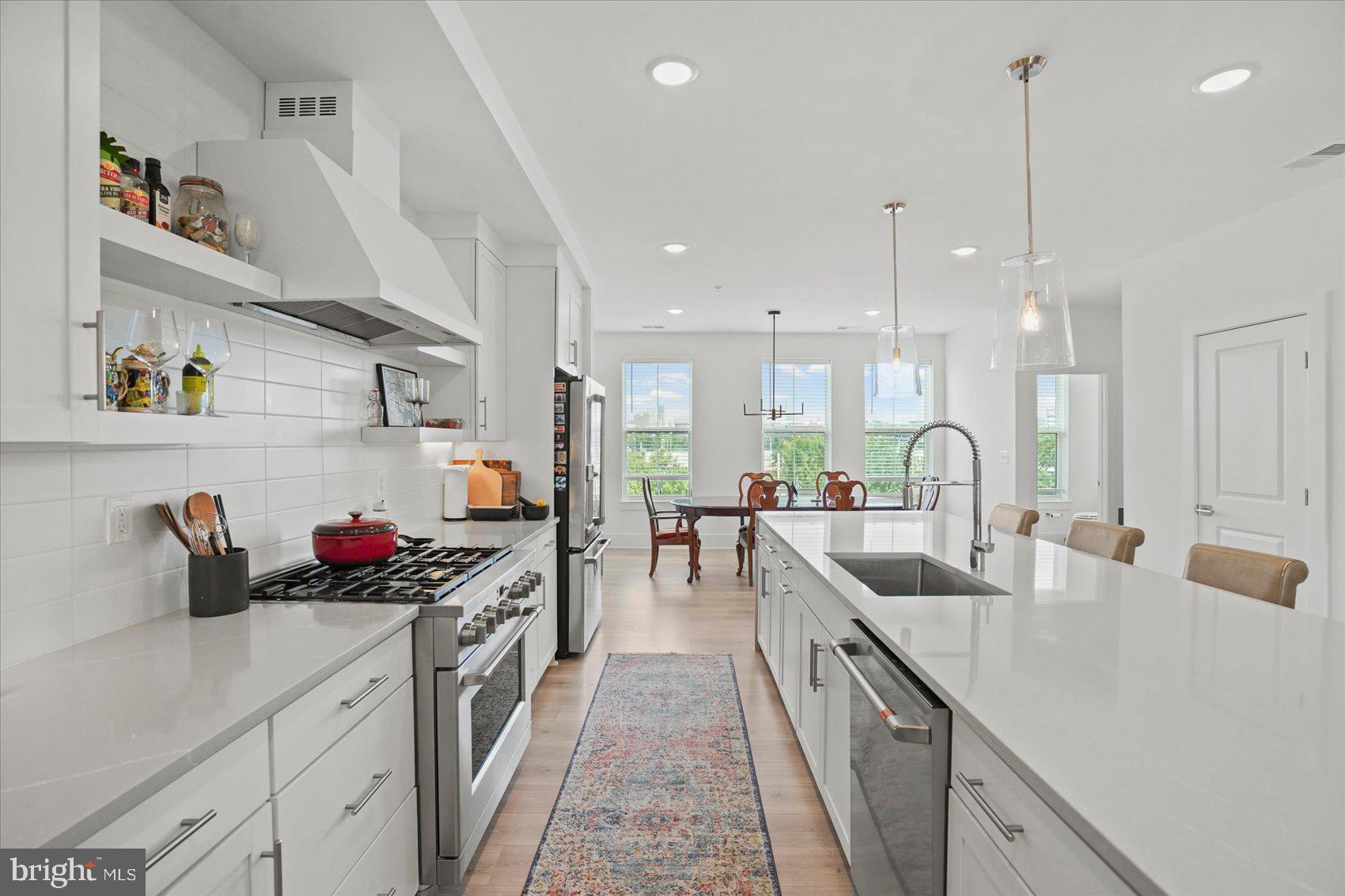 LOCKE LANDING - Residential
