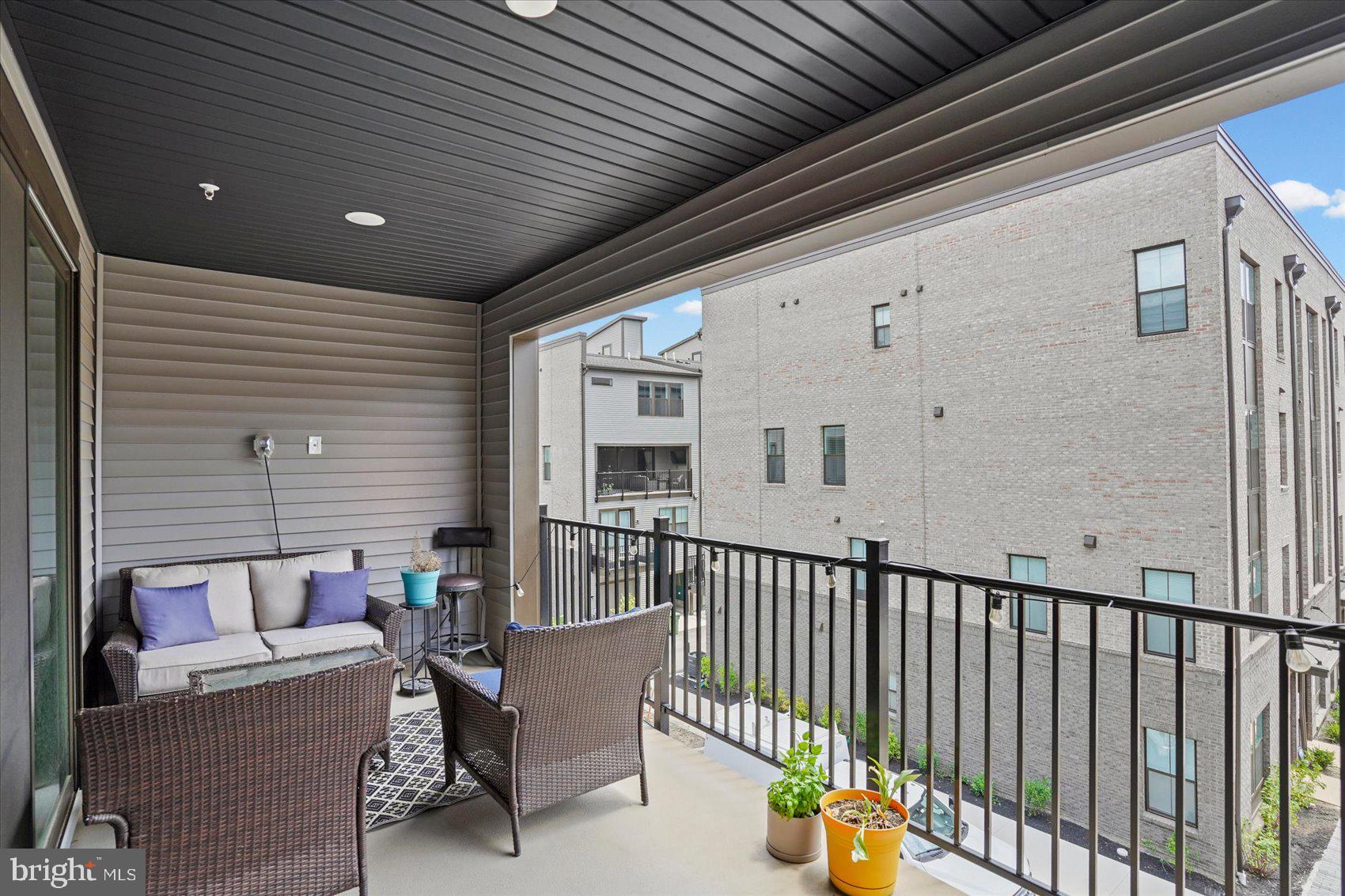 LOCKE LANDING - Residential