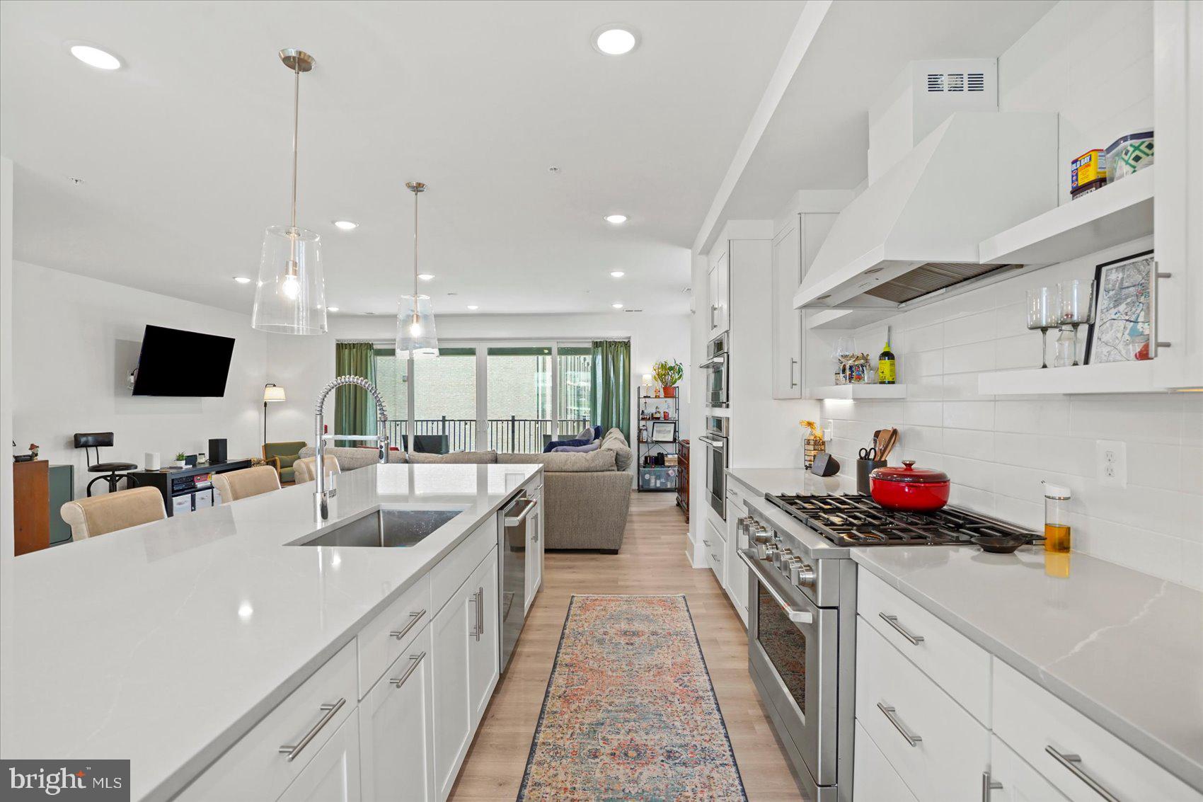 LOCKE LANDING - Residential