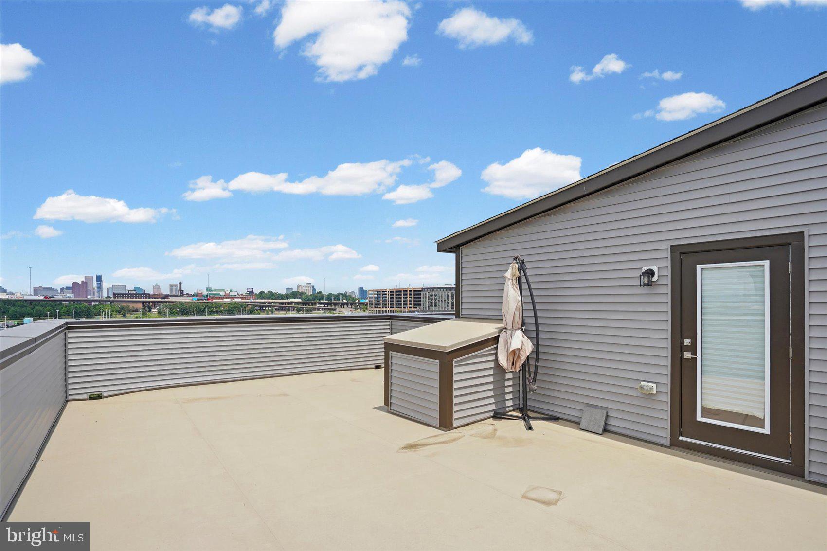 LOCKE LANDING - Residential