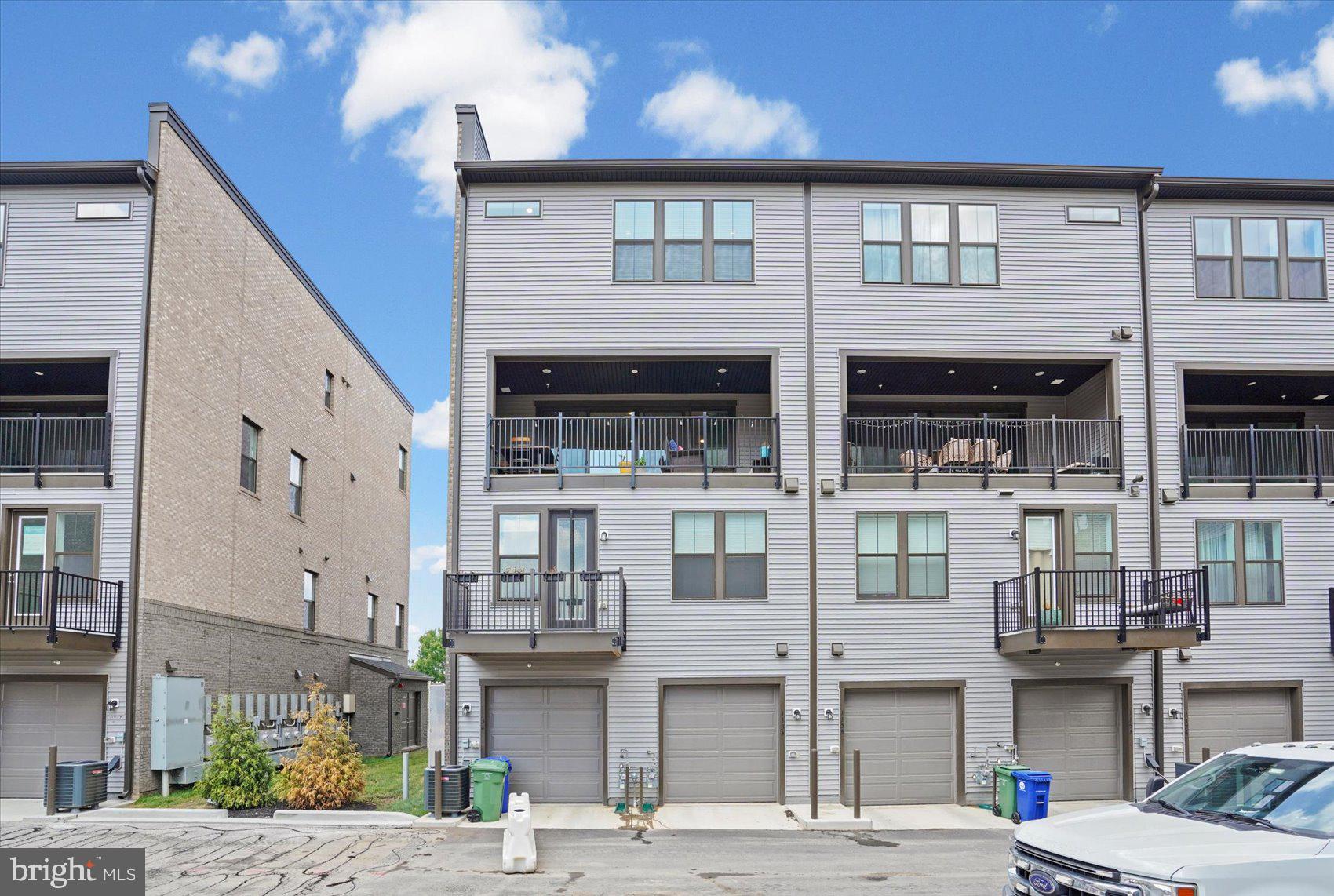 LOCKE LANDING - Residential