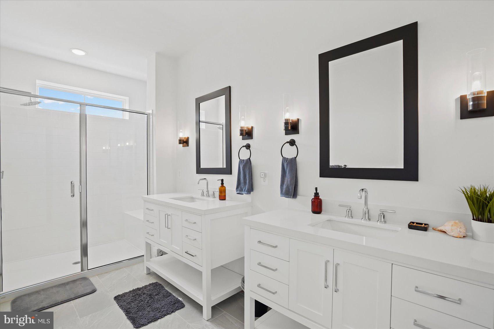 LOCKE LANDING - Residential