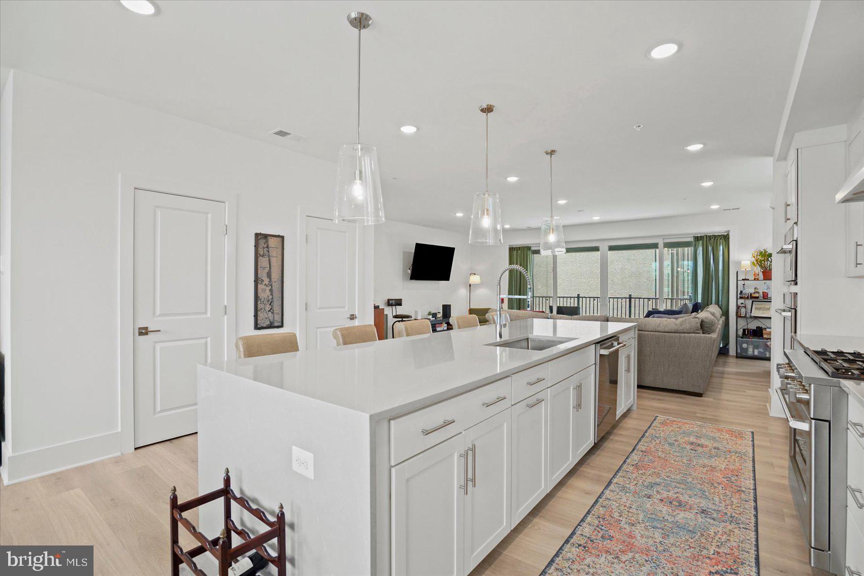LOCKE LANDING - Residential