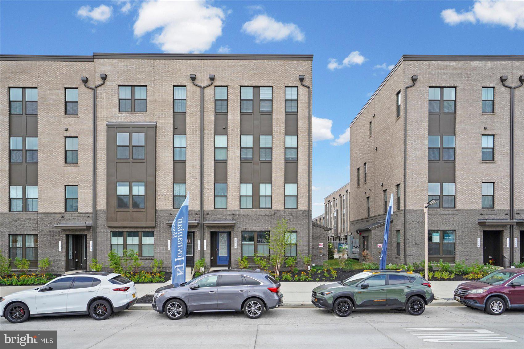 LOCKE LANDING - Residential