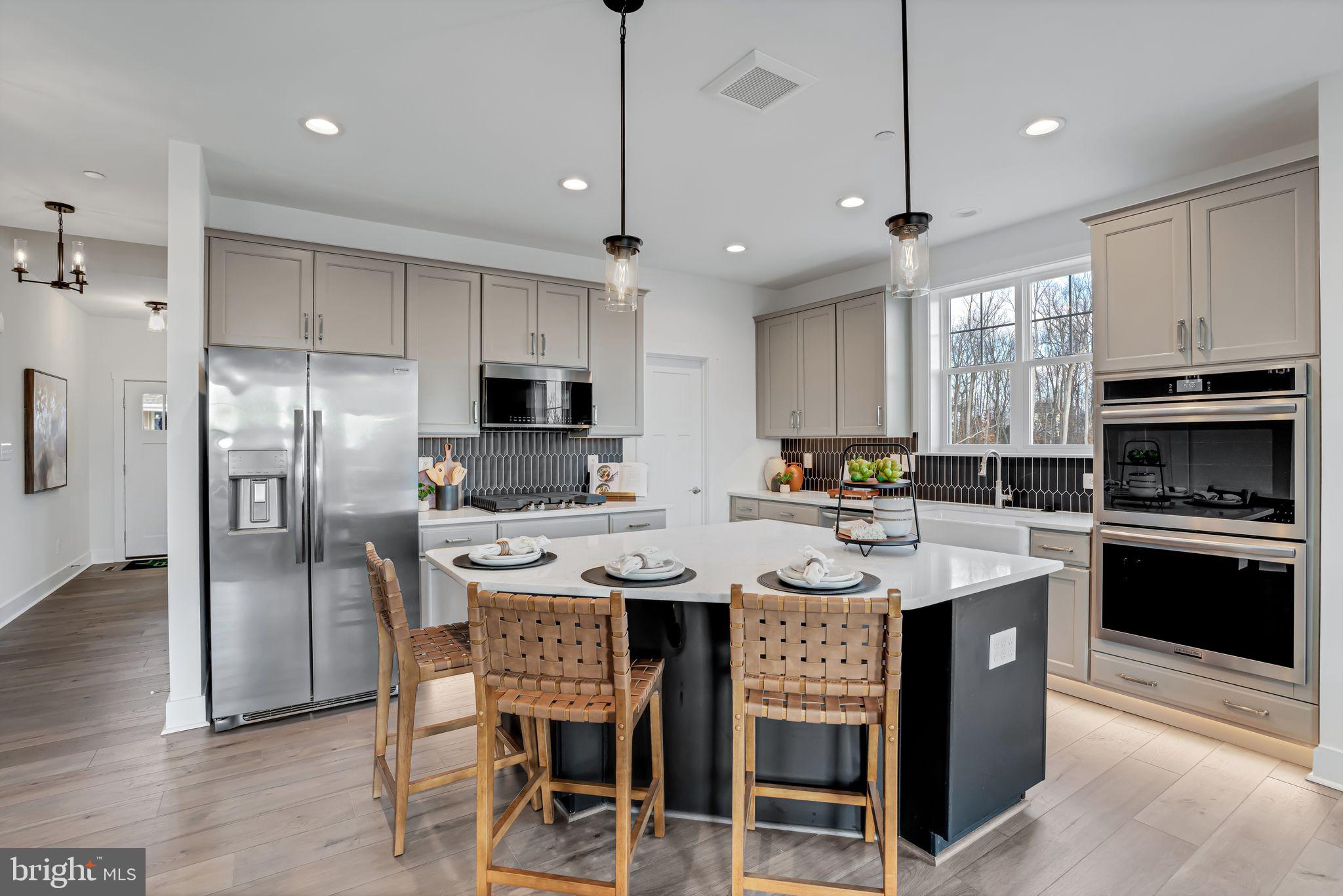 CUMBERLAND TOWNSHIP - Residential