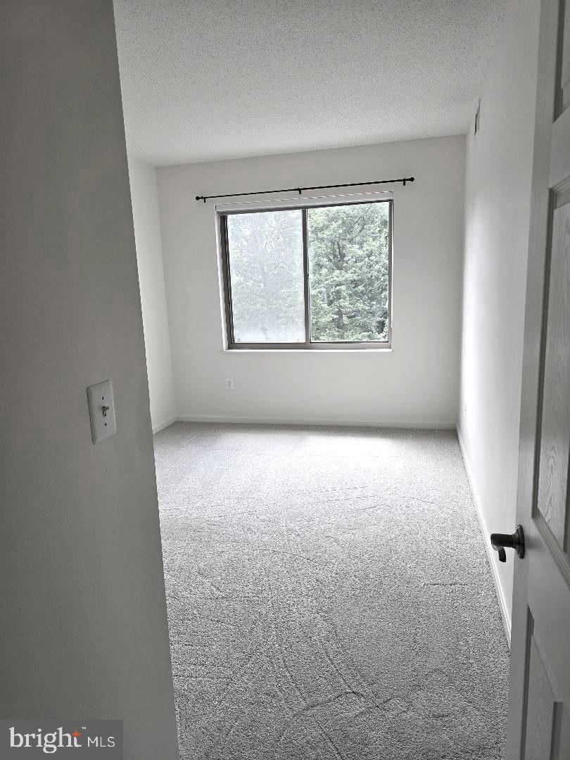 LANSDOWNE - Residential