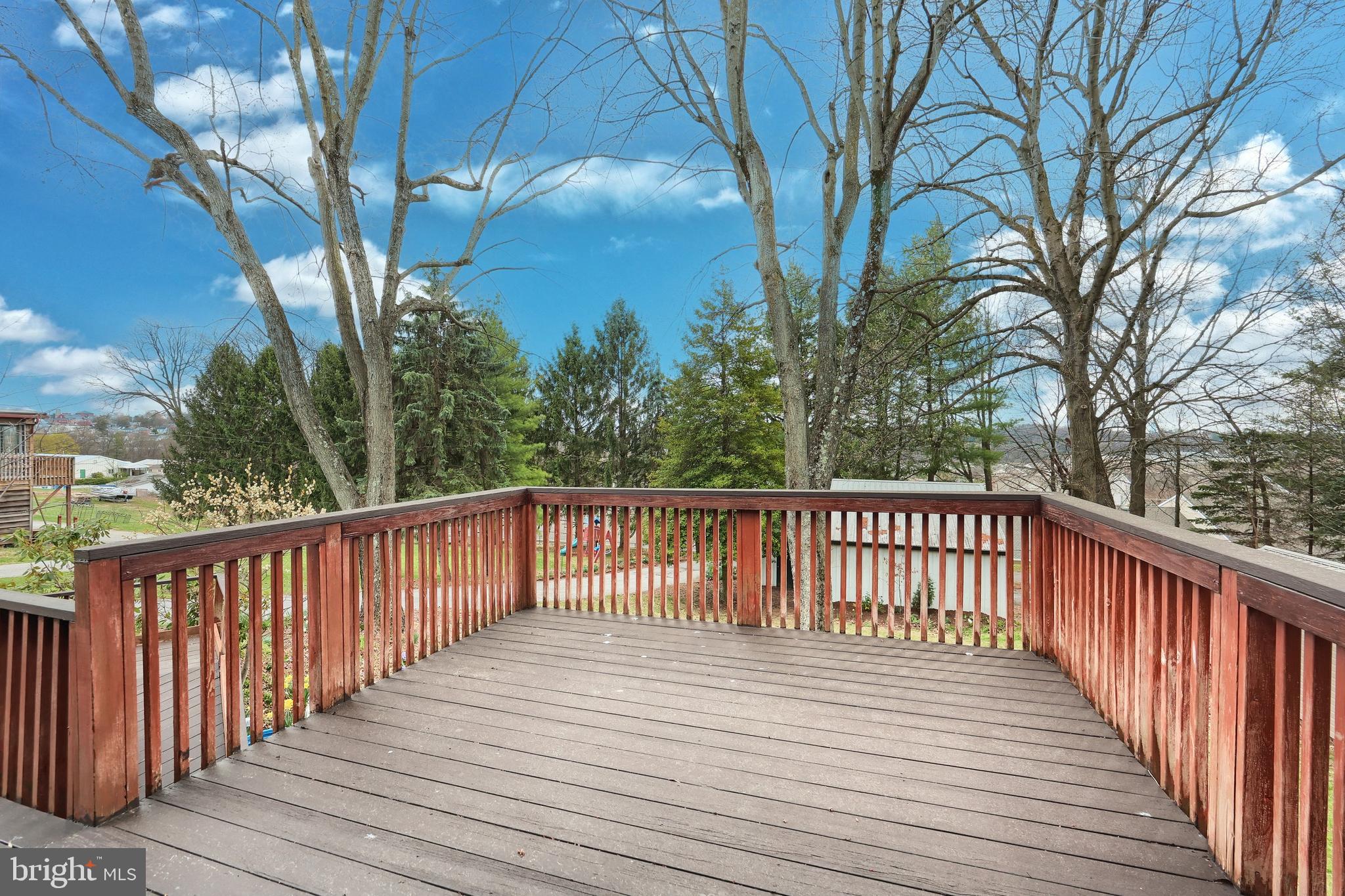 CAPE HORN ROAD - Residential