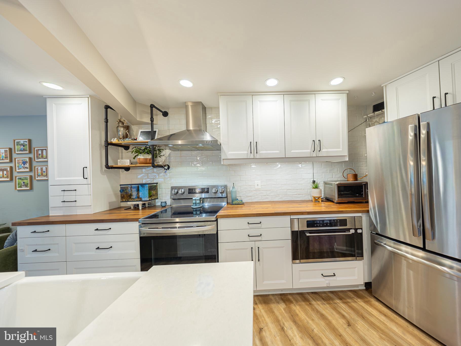WHISPERWOOD - Residential